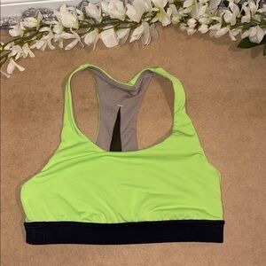 Lululemon Invigorate Bra *SW 2017 Seawheeze - Zippy Green / Black Size 4